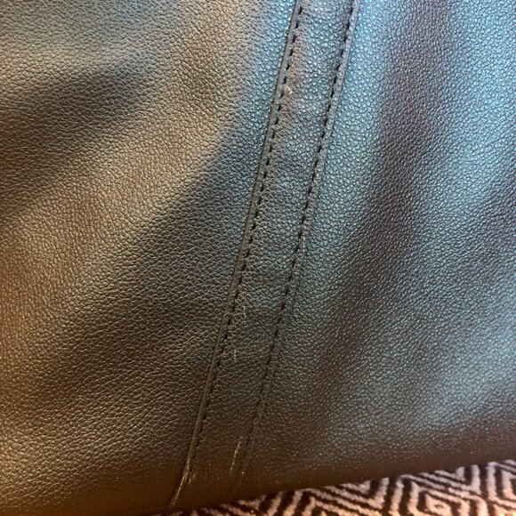 NEW YEAR SALE 💥 Freshly Picked - Emerald Weekender - Picture 4 of 9